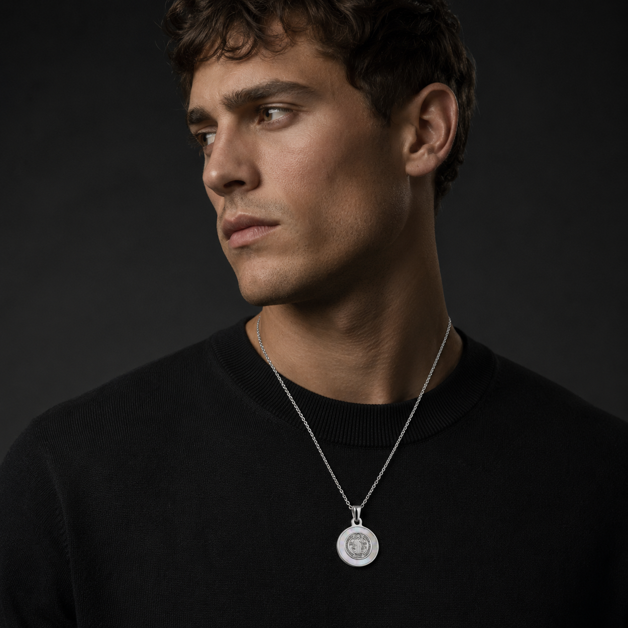 Faith Pendant Necklace – Gold/Silver